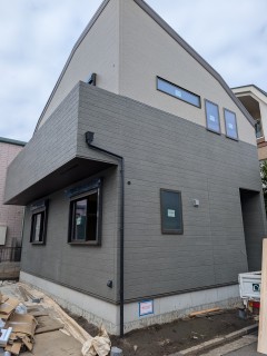 足場が解体されました